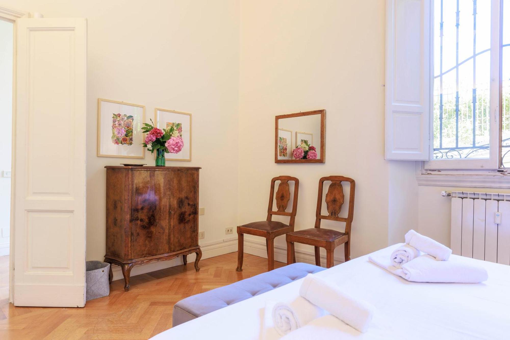 Florence Huge Apartment With Private Garden Екстериор снимка