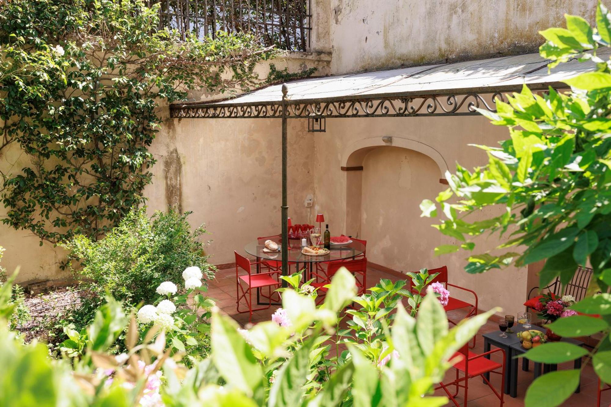 Florence Huge Apartment With Private Garden Екстериор снимка