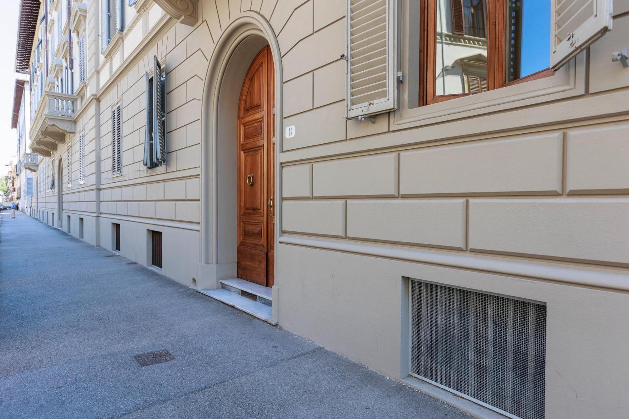 Florence Huge Apartment With Private Garden Екстериор снимка
